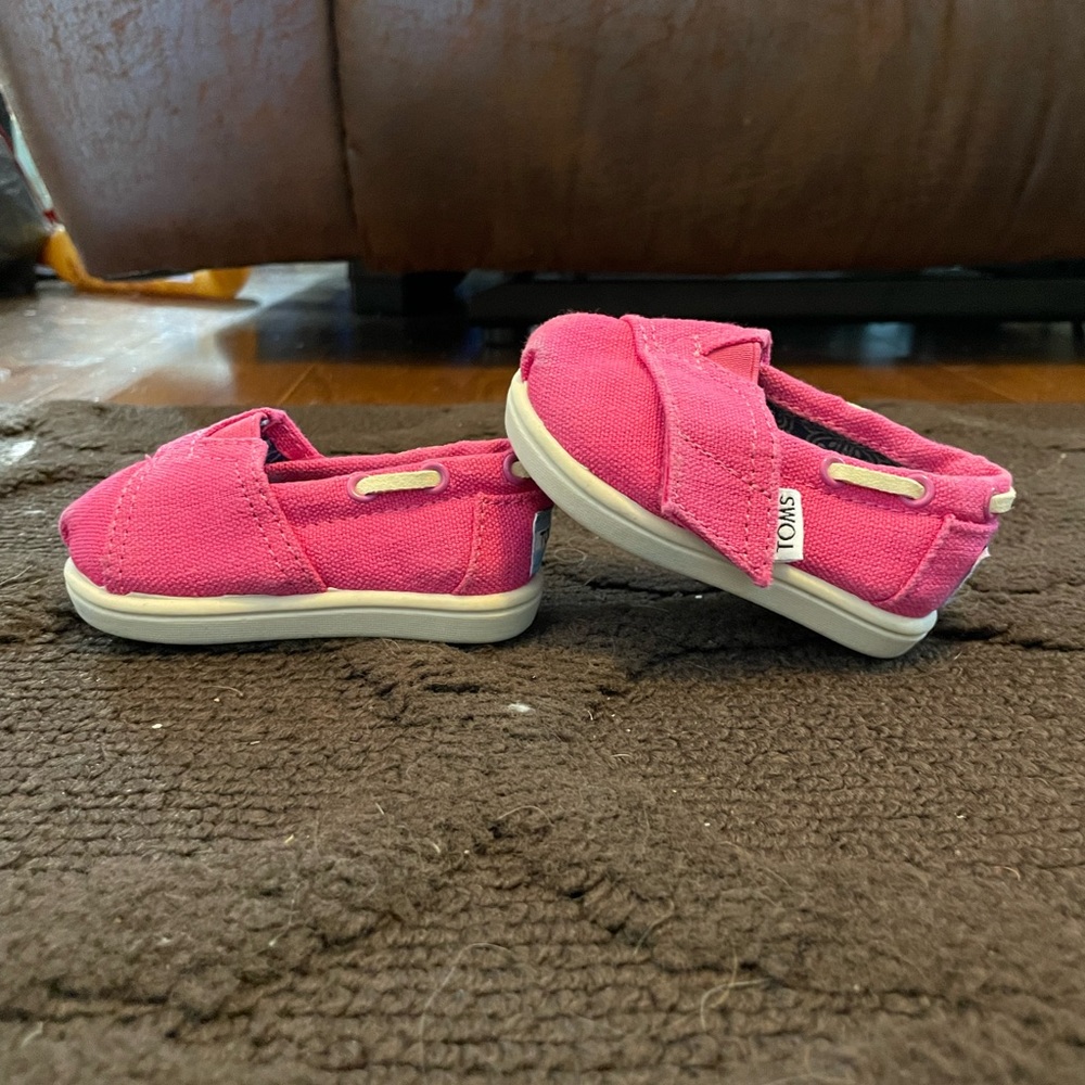 NWOT🔖Tiny👶Earthwise🌎Bimini Shoe 🥿, Cranberry Size 3T